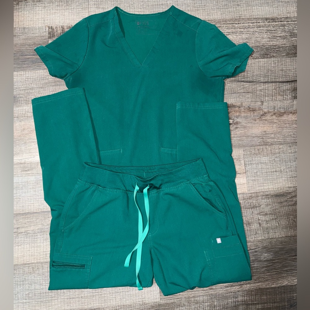 Figs Jade Green Women's Scrub Set